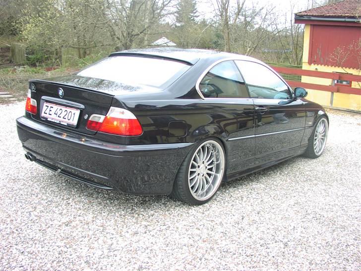 BMW 330 coupe SOLGT billede 4