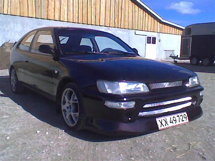 Toyota Corolla (solgt) - Billede taget sammen med en af mine venners Corolla GSI billede 9