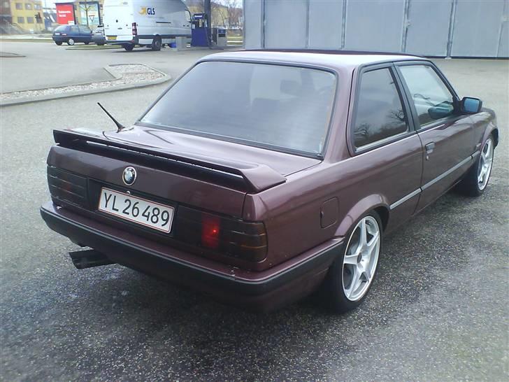 BMW E30 320i  billede 4