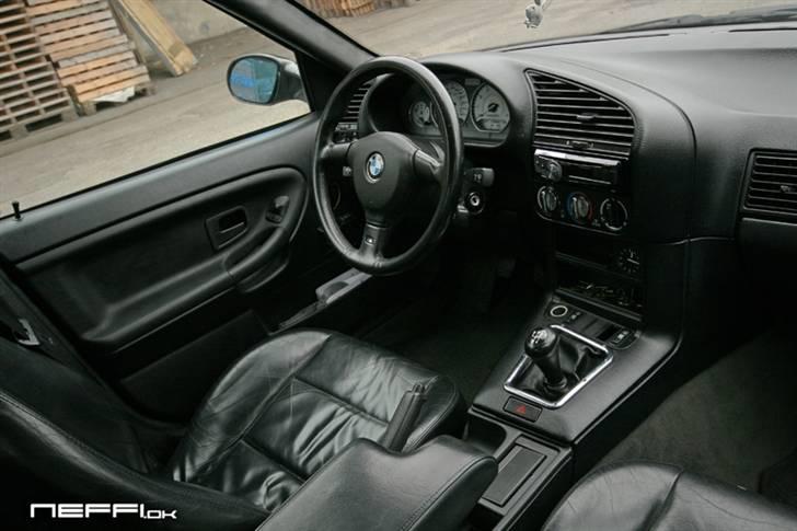 BMW 325i E36 Facelift SOLGT! billede 9