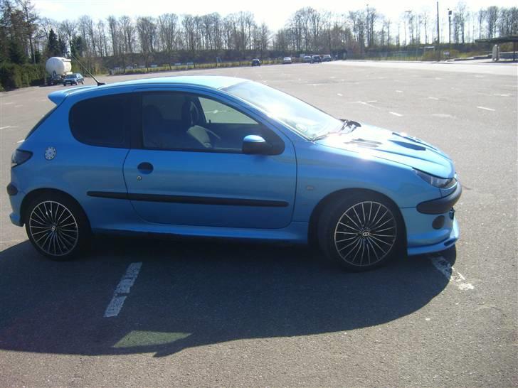 Peugeot 206 s16 BYTTET billede 8