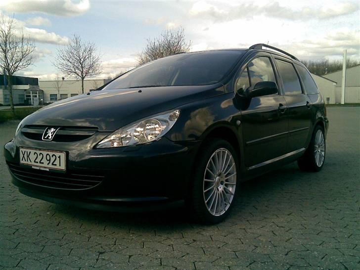 Peugeot 307 st.car 2.0 Hdi SOLGT billede 4