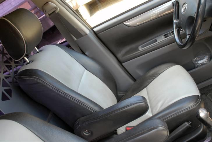 Toyota Sportsvan "Krisesalg" billede 9