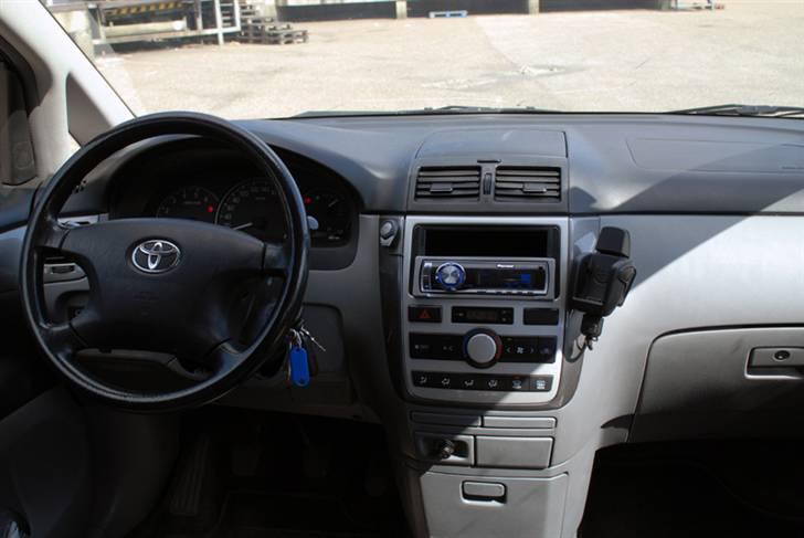 Toyota Sportsvan "Krisesalg" billede 11