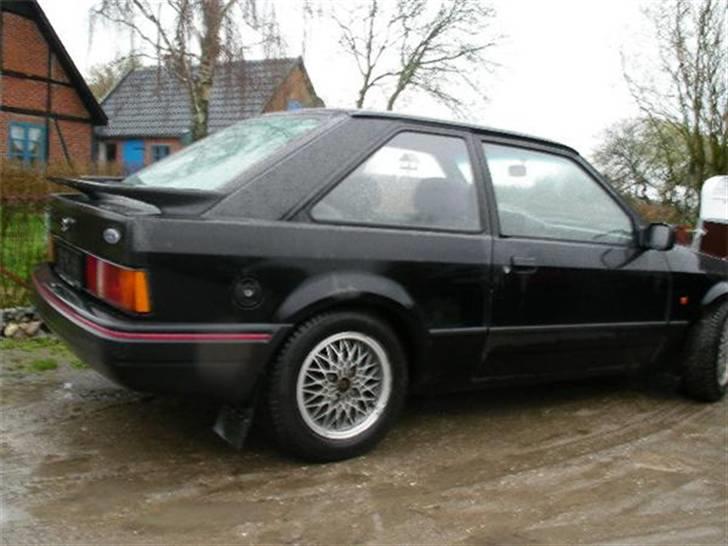 Ford Escort Mk4 R.I.P (måske - Hos Sælger billede 3
