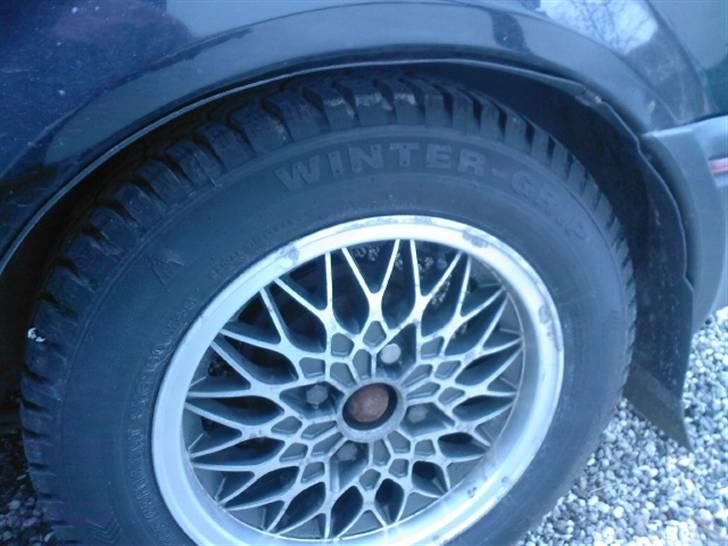 Ford Escort Mk4 R.I.P (måske - Nye dæk og oki fælge :) billede 6