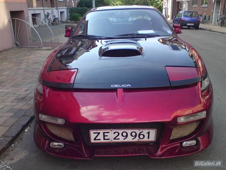 Toyota Celica T18 *SOLGT* - nyeste, hjelmen blev malet lige op til dhb.. billede 1