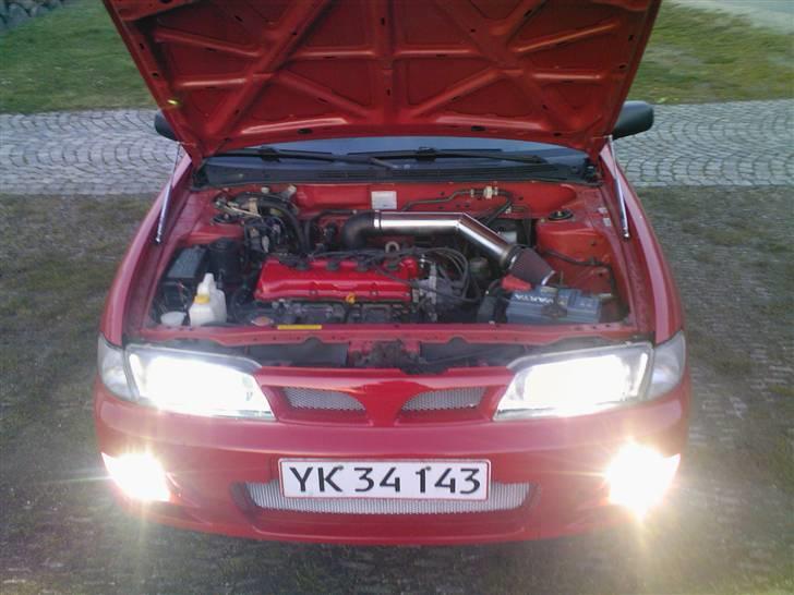 Nissan Almera SR billede 8