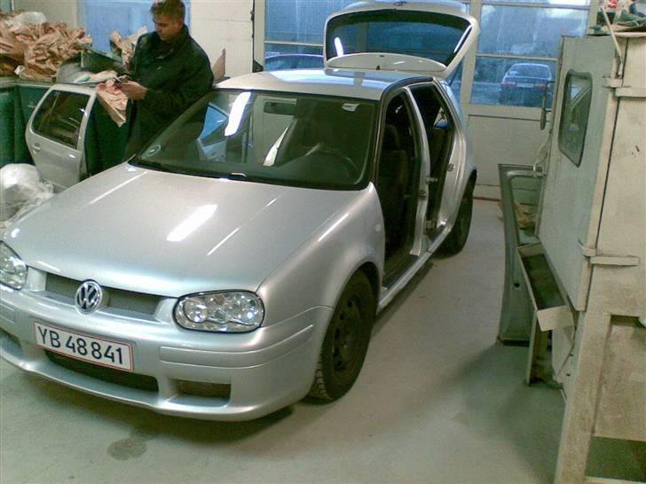 VW Golf 4 (solgt) - Lige et smut forbi maler...! billede 17