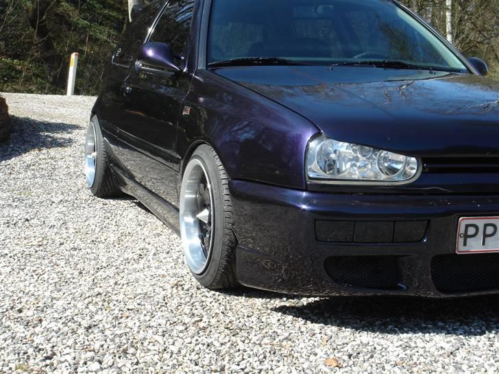 VW GOLF  III  1.8 (solgt) billede 2