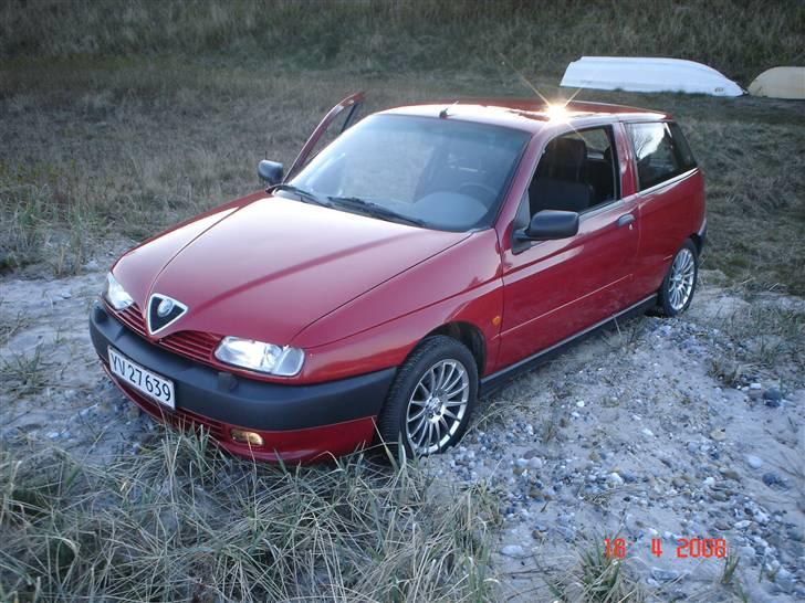 Alfa Romeo 145 (solgt) billede 6