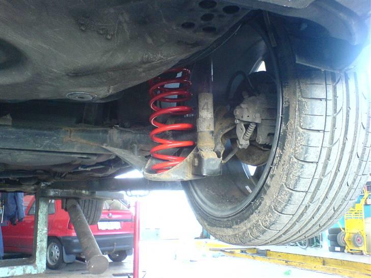 Seat Leon Sport - lige et billede af ny fjeder billede 14