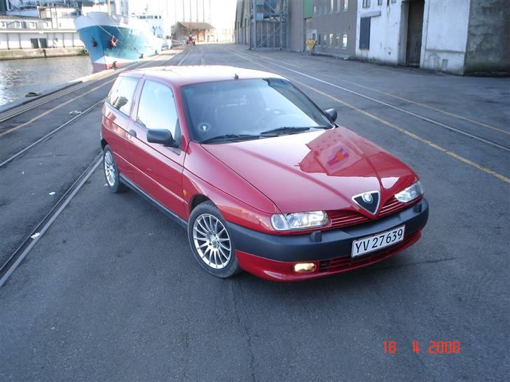 Alfa Romeo 145 (solgt) billede 13