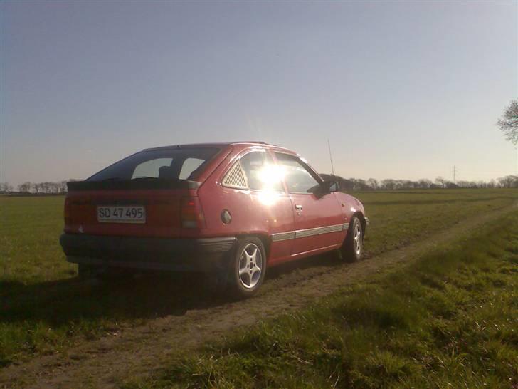 Opel Kadett E billede 1