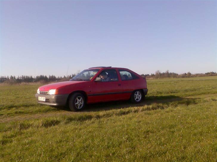 Opel Kadett E billede 2