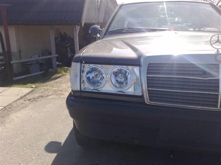 Mercedes Benz 190e w201.soldt - de nye krystal forlygter og de nye bilnk billede 9