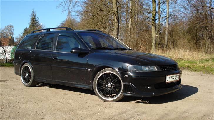 Opel 1.8 vectra b st.car solgt billede 1