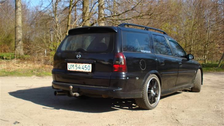 Opel 1.8 vectra b st.car solgt billede 5
