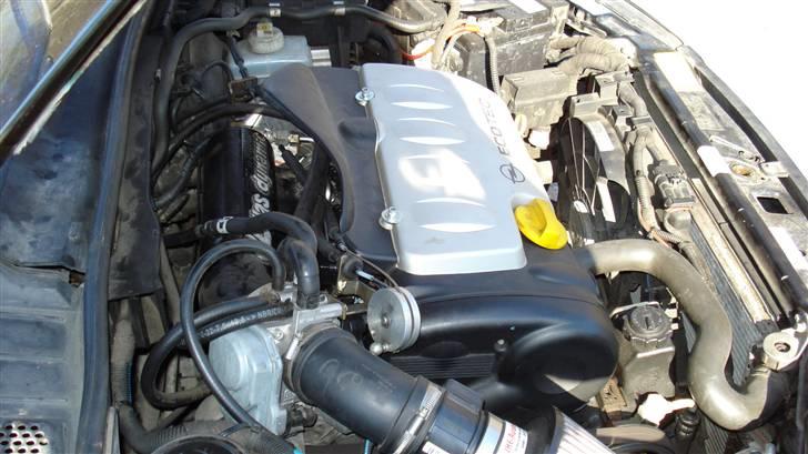 Opel 1.8 vectra b st.car solgt billede 8