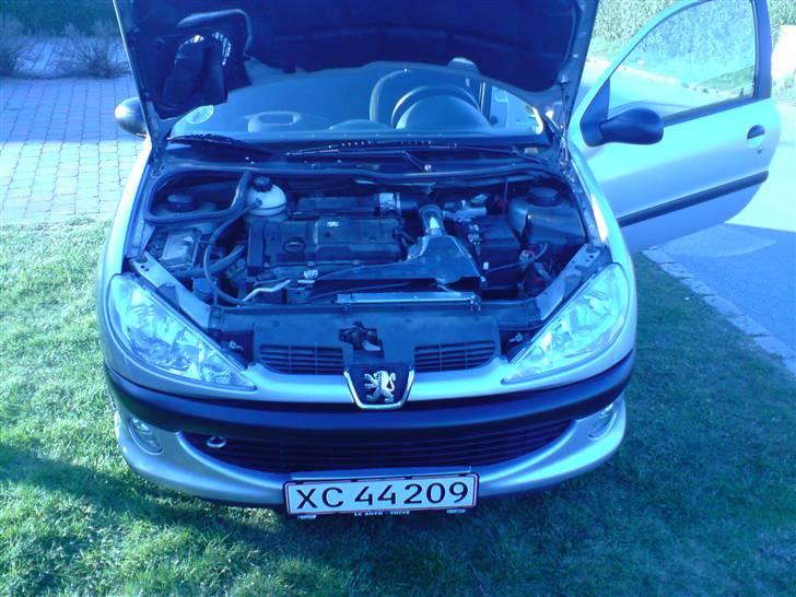 Peugeot 206 S16 billede 8
