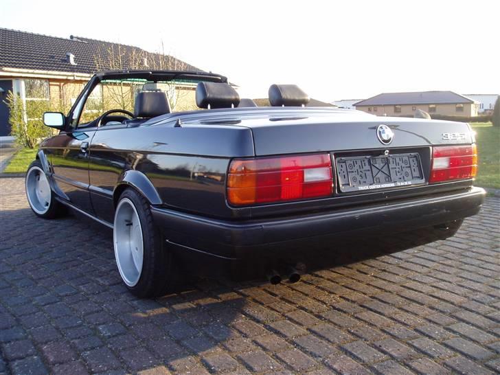 BMW 325i cabriolet *solgt* billede 4