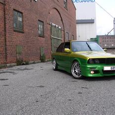 BMW E30 323i  /SOLGT/