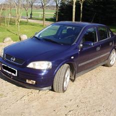 Opel 2,0 Astra 16v CDX