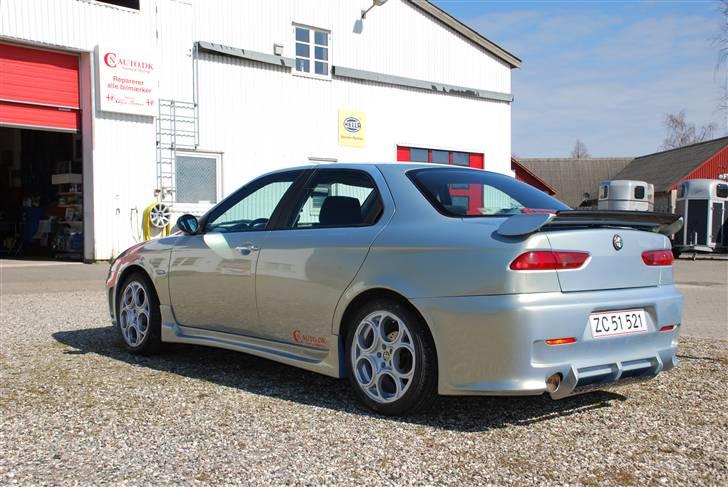 Alfa Romeo 156 - Et billed bagfra billede 6