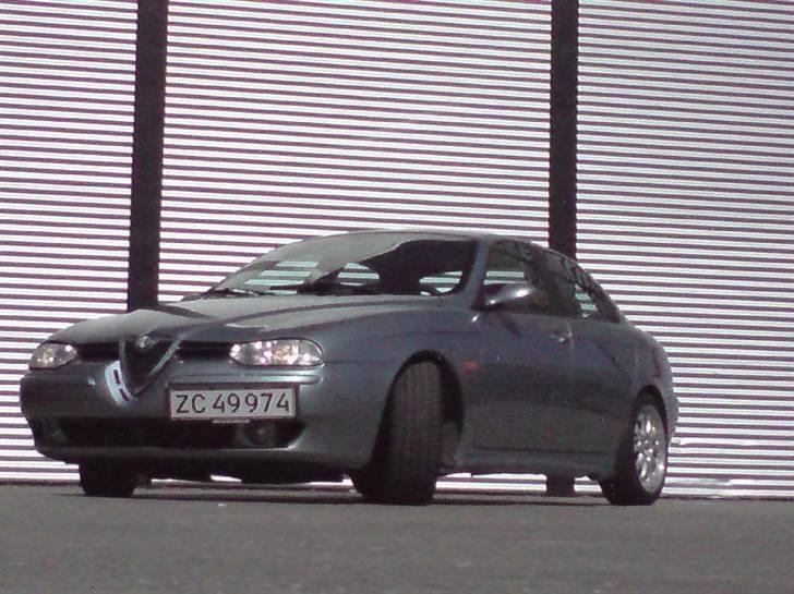 Alfa Romeo 156 2.0 JTS Berlina billede 1