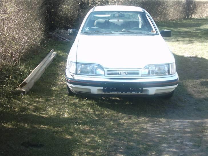 Ford sierra billede 2