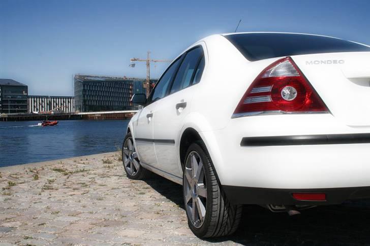 Ford Mondeo (Solgt) - Dejlig solskinsdag på Islands Brygge - d. 25/5-08 billede 6