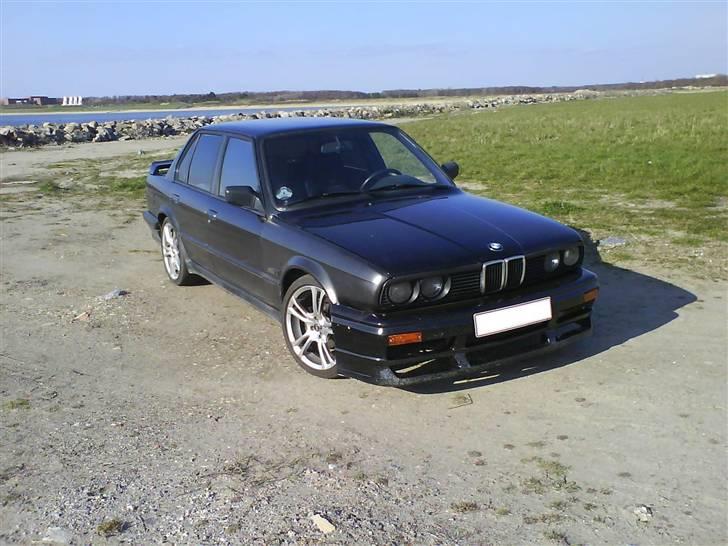 BMW 320i 24V E30/36 *SOLGT* billede 6