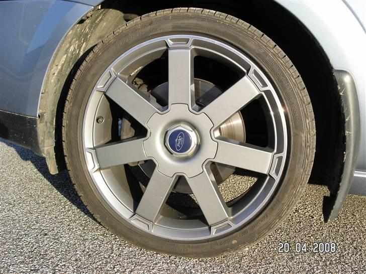 Ford Mondeo Stc. Solgt. - 225/40R18 billede 11