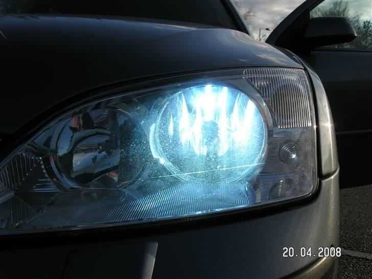 Ford Mondeo Stc. Solgt. - Xenon lys 8000K billede 15