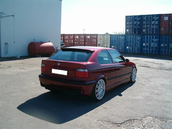 BMW 316i compact  SOLGT billede 7