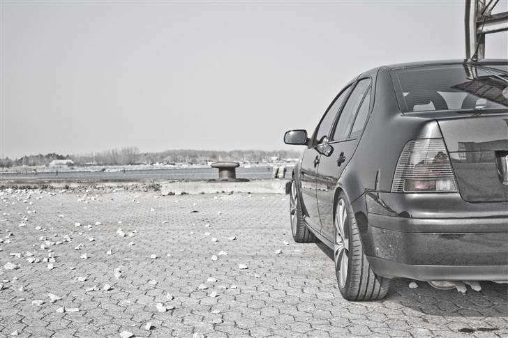 VW Bora (solgt) - Der er leget lidt med lyset på billedet, men ingen ændringer på bilen! billede 3