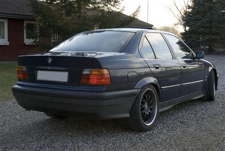 BMW 325TD billede 2