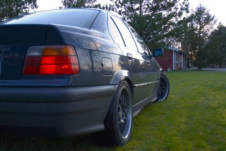 BMW 325TD billede 10