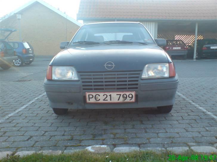 Opel kadett - E   (SOLGT) billede 11