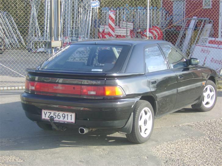 Mazda 323F BG - KITT - billede 4