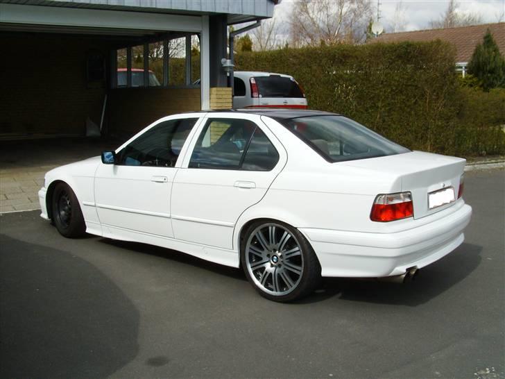 BMW 325I/328i  - Efter den er blivet vasket billede 7