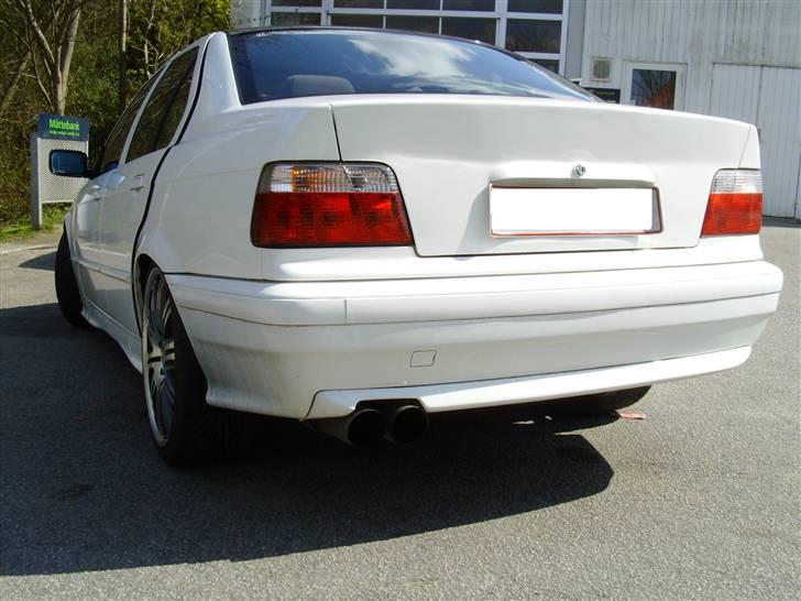 BMW 325I/328i  - Før vask billede 9