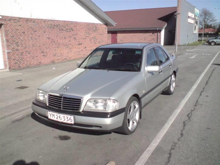 Mercedes Benz W202 C250D  billede 5