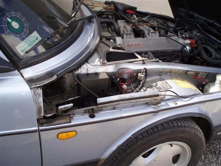 Saab 900i Skrottet billede 4
