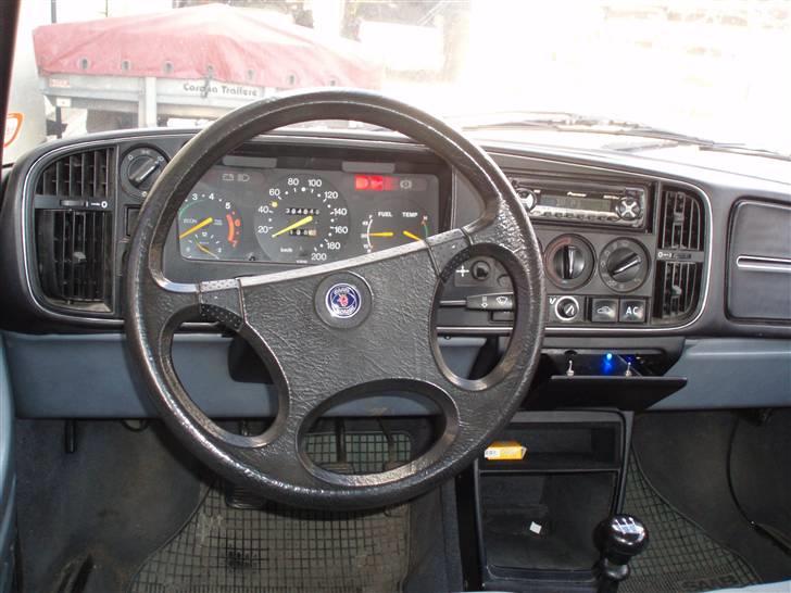 Saab 900i Skrottet - Og her i styrhuset! billede 6