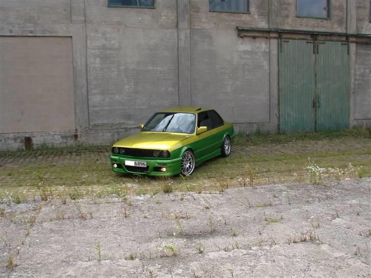 BMW E30 323i  /SOLGT/ billede 5