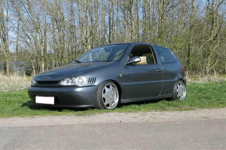 VW Polo 1,4 16v -solgt billede 2