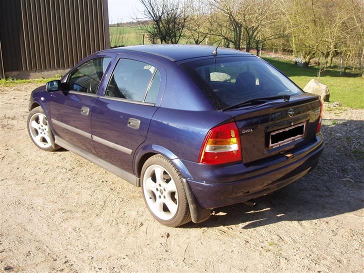 Opel 2,0 Astra 16v CDX billede 7