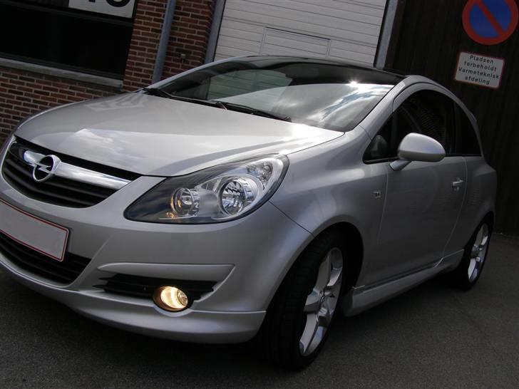 Opel Corsa D GSI billede 4