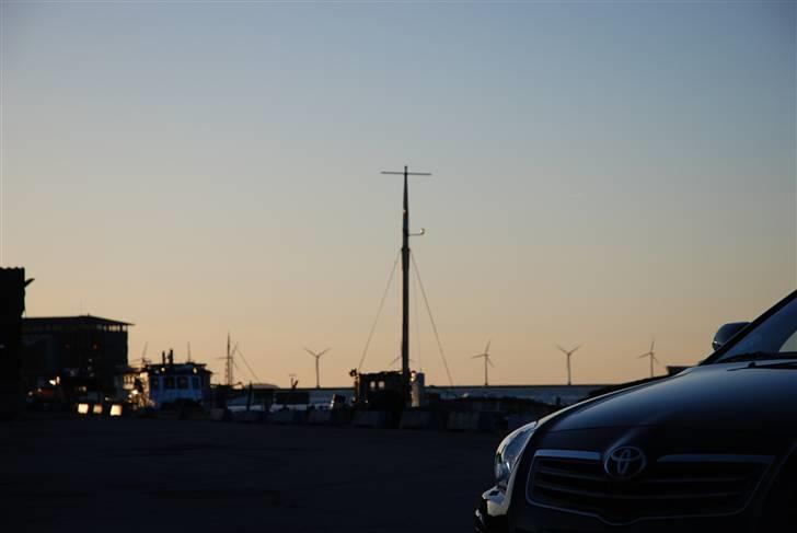 Toyota Avensis 2,2 D-cat  (solgt billede 10